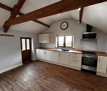 3 bedroom detached house to rent - Photo 5