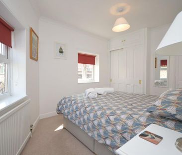 2 bedroom end of terrace house to rent - Photo 6