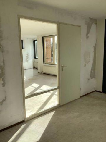 Jesse Owenshof 83 - Photo 2