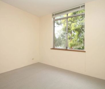 Parkside Living with Sunny Aspects - Photo 4