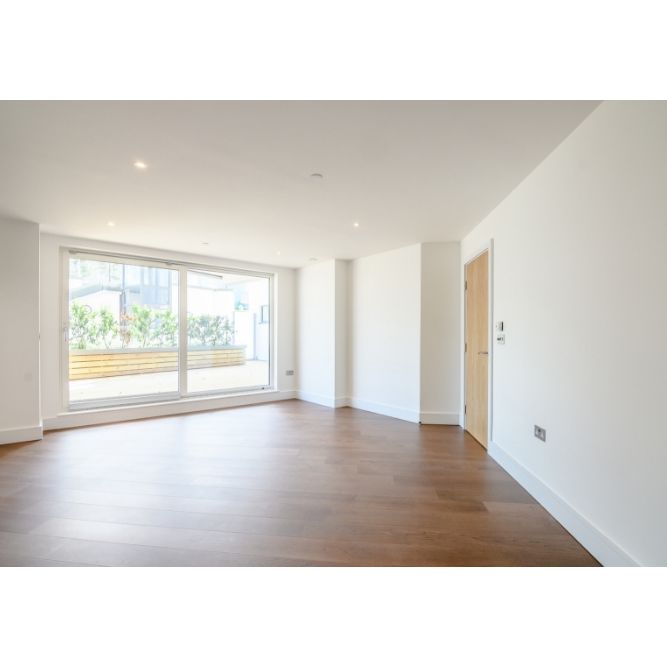 Western Gateway - Photo 1