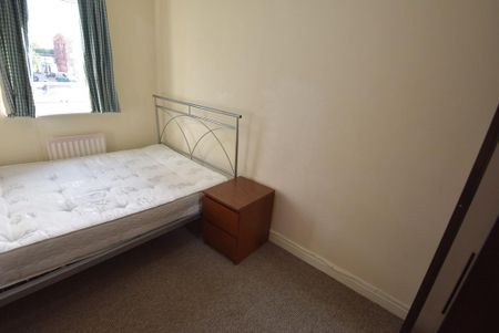 4 bedroom townhouse to rent - Photo 4