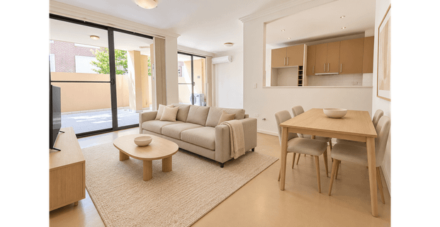 MODERN LIVING MOMENTS FROM EVERYTHING! - Photo 1