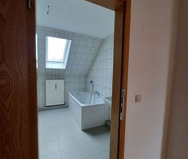 WunderschÃ¶ne Dachgeschoss Wohnung in Zwickau, Oberplanitz ab sofort zu vermieten - Foto 3