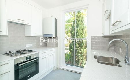 2 Bedroom flat to rent in Parkhill Road, Belsize Park, NW3 - Photo 5