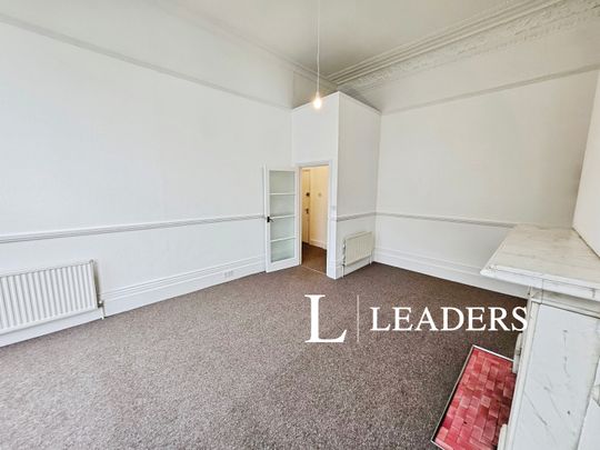 2 bedroom apartment to rent Palmeira Avenue, Hove - Photo 1