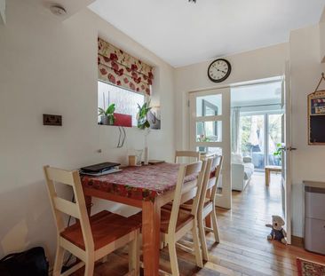 3 bedroom semi-detached house to rent - Photo 5