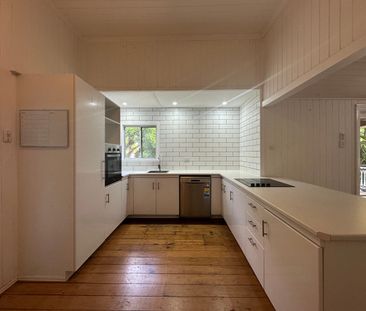 THREE BEDROOM HOME IN BUNDABERG NORTH! - Photo 6