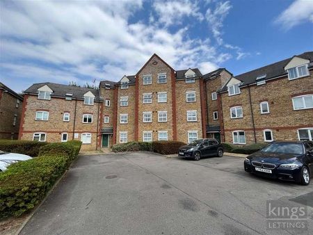 Victoria Gate, Harlow, CM17 - Photo 3