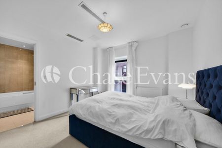 3 bedroom flat to rent - Photo 4