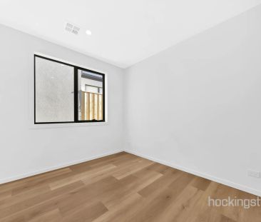 Beautiful Brand New Family Home in Pepper Corn Estate - Photo 5