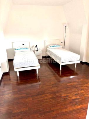 Appartamento buono stato, su più livelli, Regione, Ancona - Photo 1