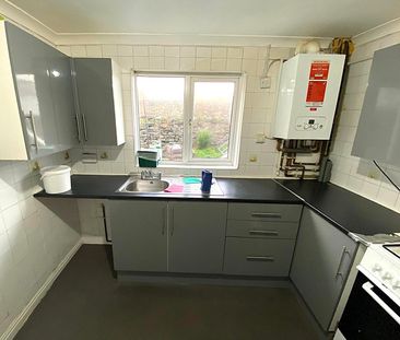 £1,600 PCM, Four Bedroom House with Enclosed Garden in Craddock Str... - Photo 6