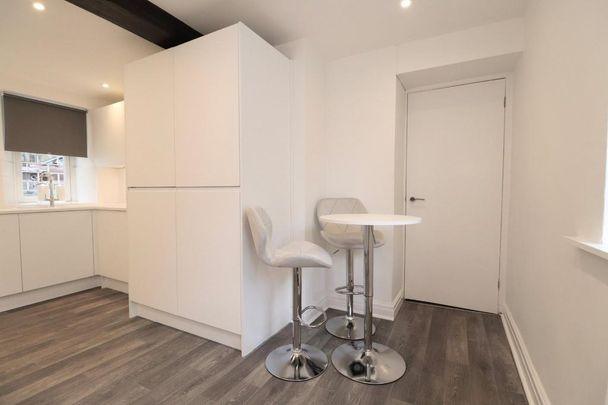 1 bedroom in a house share to rent - Photo 1