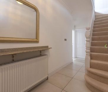 4 bedroom terraced house to rent - Photo 1