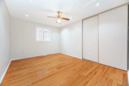 For Lease - 40 Kirk Drive, Brampton, Ontario - Photo 3