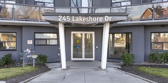 Lakeshore Apartments - Photo 2