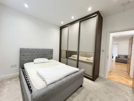 3 bedroom ground floor flat to rent - Photo 3