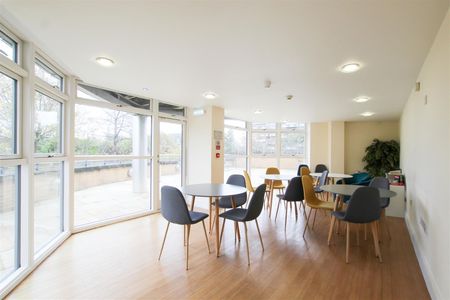 Homerton Street, Cambridge - Photo 2