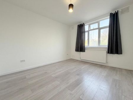 2 bedroom maisonette to rent - Photo 3