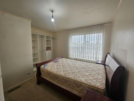 Affordable Townhouse Living in Dallas - Photo 4