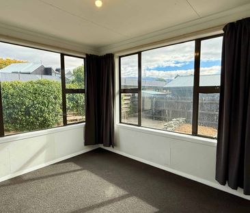 Old Cromwell three bedroom home - Photo 5