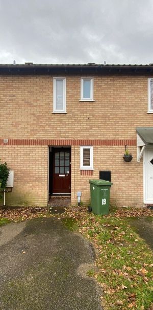 Thyme Close, Thetford - Photo 1