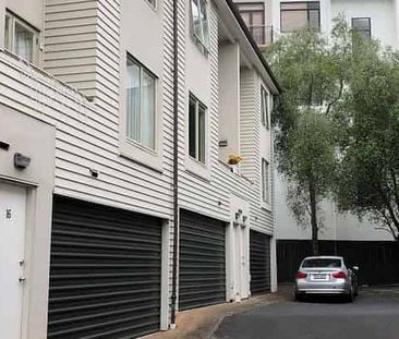 Eden Terrace - End Townhouse with Double Garage - Photo 3