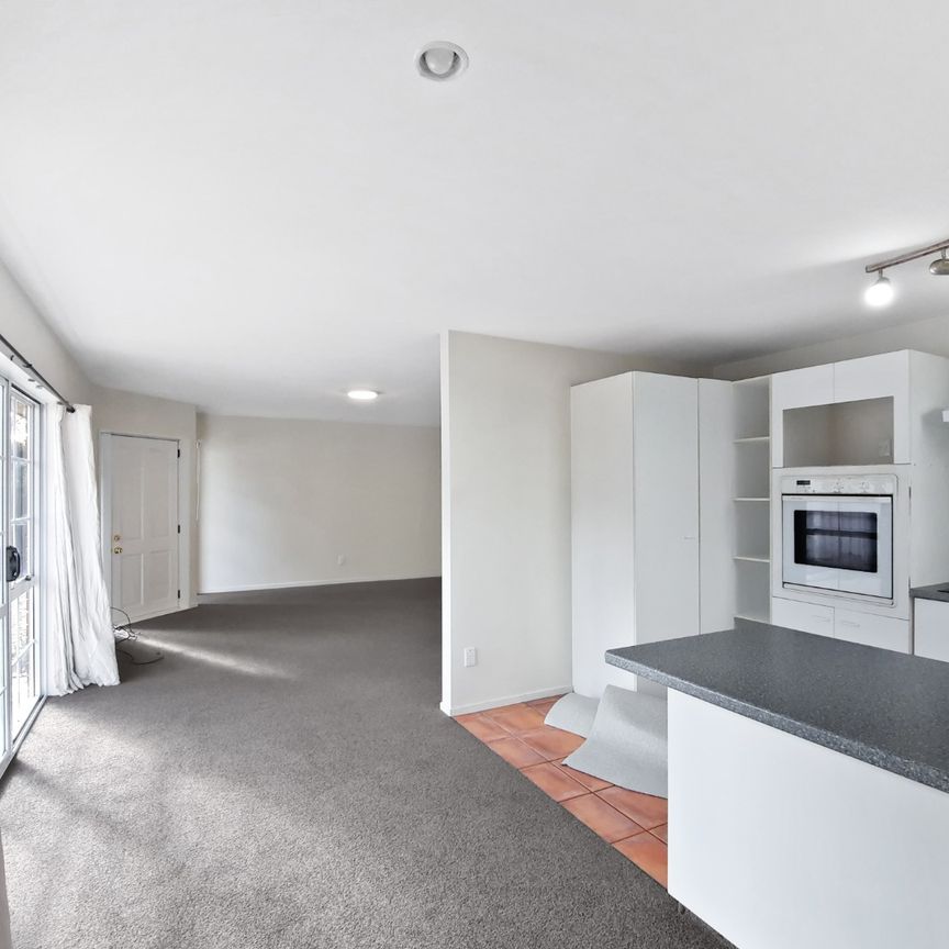 2/104 Mandeville Street, Riccarton - Photo 1