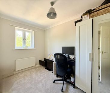 3 bedroom end of terrace house to rent - Photo 5