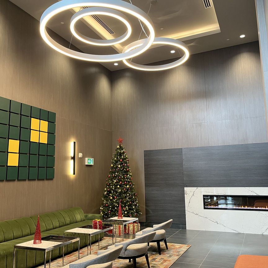 For Lease - 95 Dundas Street Unit# 204, Oakville, Ontario - Photo 1