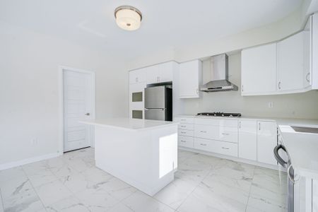 For Lease - 3045 Sandy Acres, Severn, Ontario - Photo 5