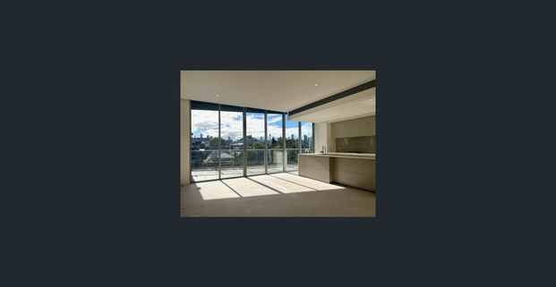 Penthouse with City View Luxury Apartment - Photo 1