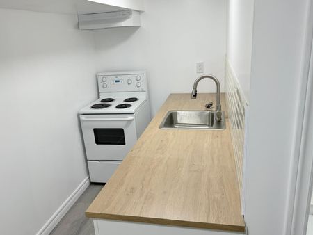 For Lease - 75 Fordover Drive, Toronto, Ontario - Photo 3