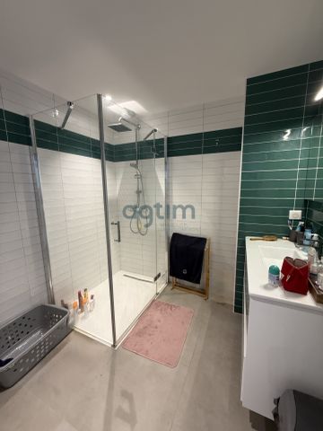 Location Appartement 2 pièces 59m² MONTAIGU VENDEE 85600 - Photo 5