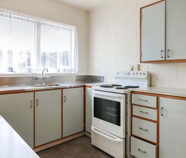 Spacious - one bedroom unit - Photo 2