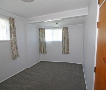 A/5A Trafalgar Street, Westown - Photo 6