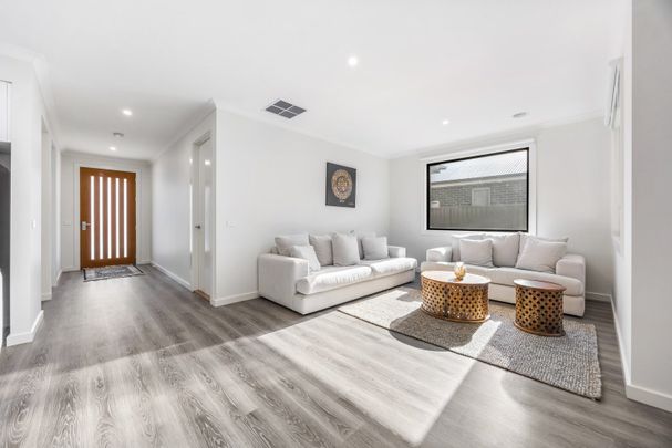 Family Home in Prime Alfredton Location - Photo 1