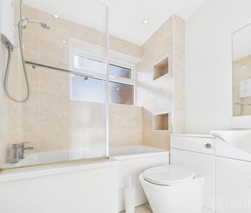 3 bedroom terraced house to rent - Photo 6