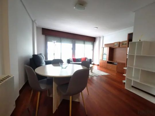 Apartamento en alquiler en Zona Plaza de Toros - Photo 1