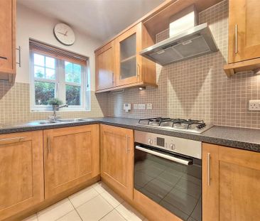 2 bedroom terraced house to rent - Photo 4