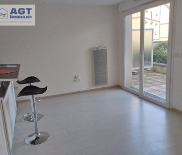 Location Appartement 1 pièce 32m² BEAUVAIS 60000 - Photo 2