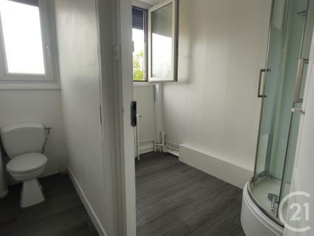 Location Appartement 4 pièces 101m² VARENNES VAUZELLES 58640 - Photo 5
