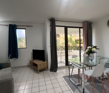 Appartement à louer 2 pièces • 33,02 m2 Fort-de-France - Photo 1