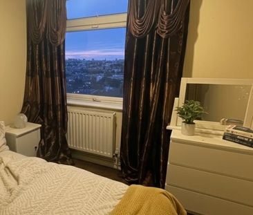 1 Bed Flat, Shepherds Court, W12 - Photo 3