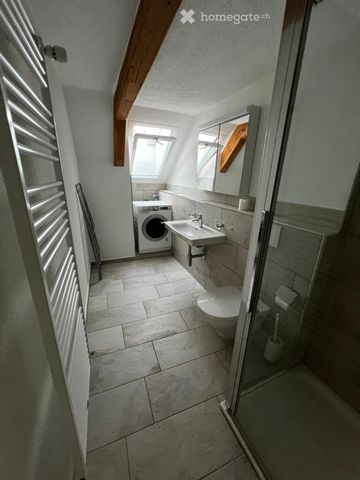 Teilmöblierte 90m2 Maisonette im Städtchen Aarburg - Photo 2