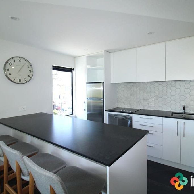 Contemporary City Living - Photo 1