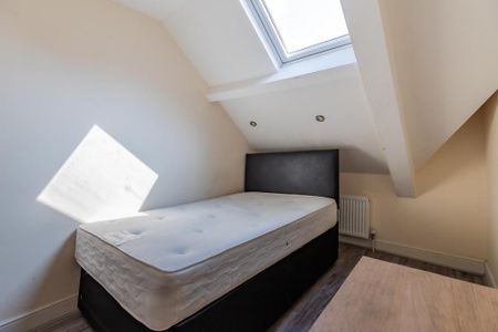 2 bedroom private hall to rent - Photo 3