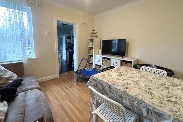 Woking, Surrey, GU21 - Photo 1