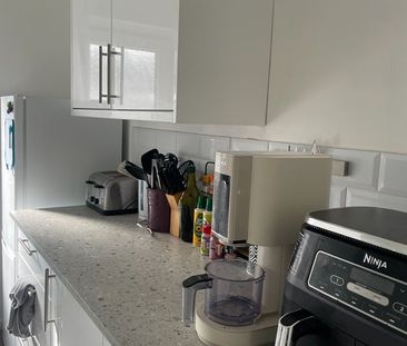 Room in a Shared House, Roslin Street, M11 - Photo 5